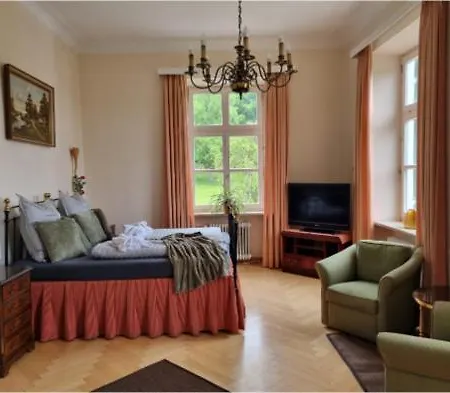 Guest house Schloss Elmischwang *
