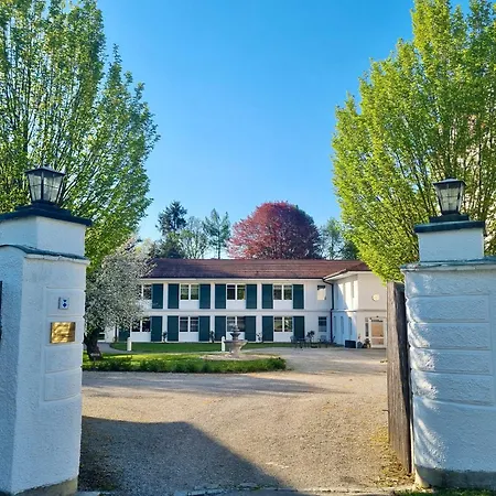 Schloss Elmischwang Fischach